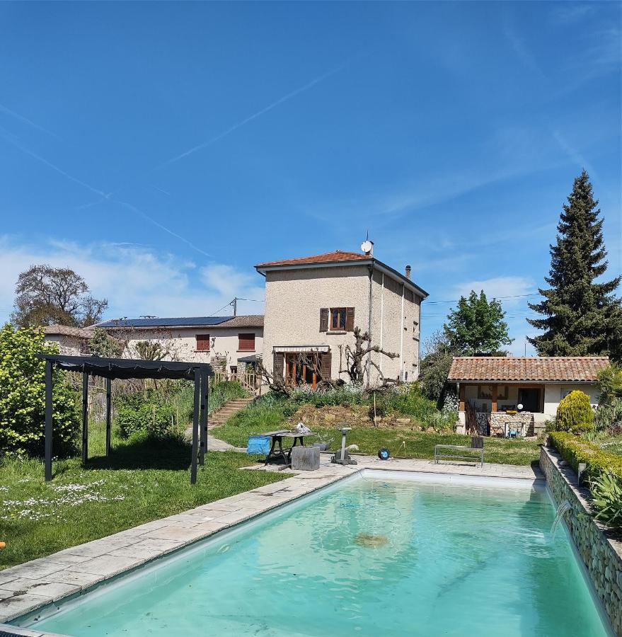 Le Marais Des Littes Homestay